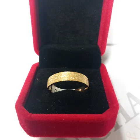 BERING GOLD PLATED SPARKLY RING SIZE 8