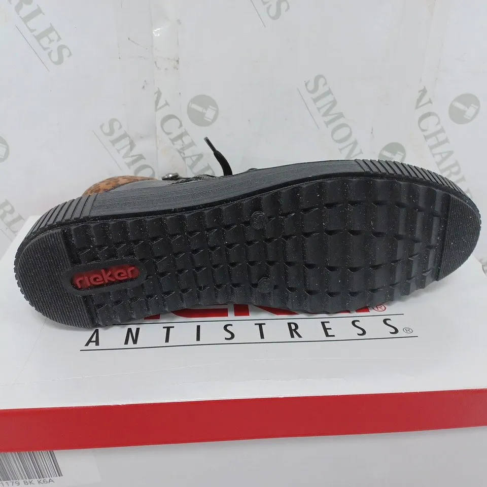 BOXED PAIR OF RIEKER HI TOP CUFF TRAINERS IN BLACK UK SIZE 6.5