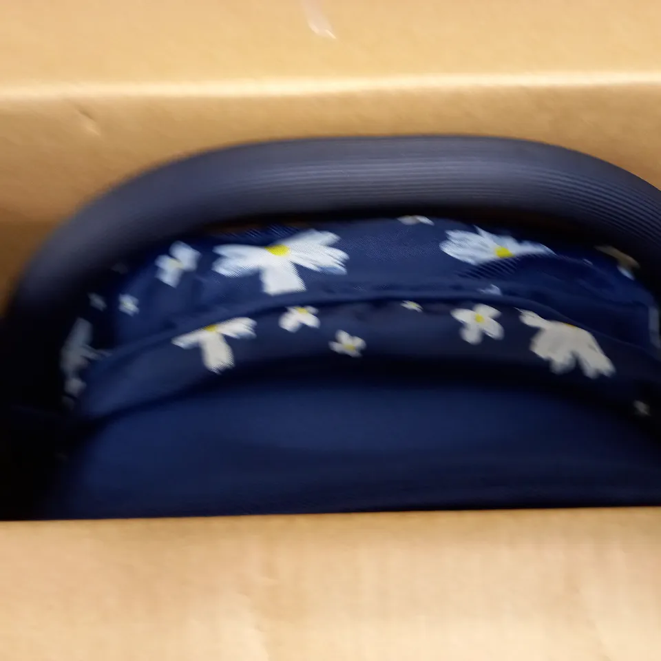 MAMAS AND PAPAS JUNIOR ULTIMA PRAM RRP £44.99