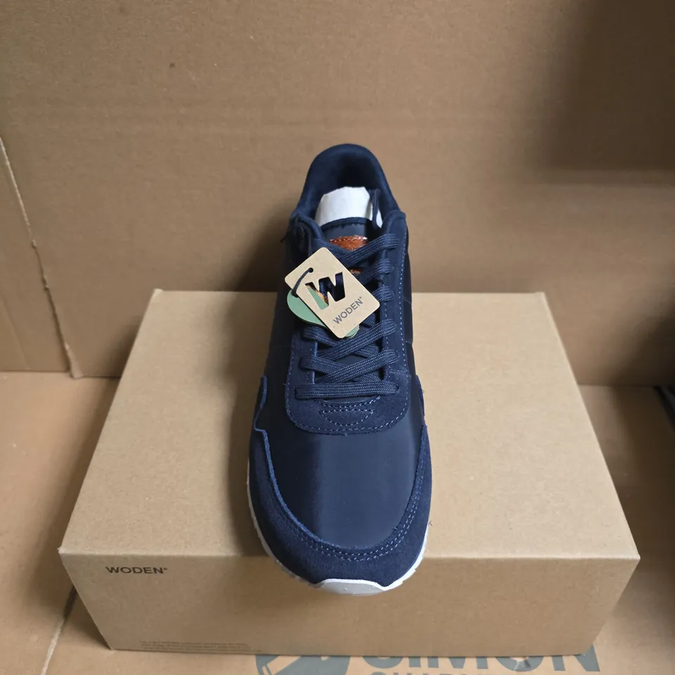 WODEN NORA III LEATHER DARK NAVY SNEAKERS – UK 7.5