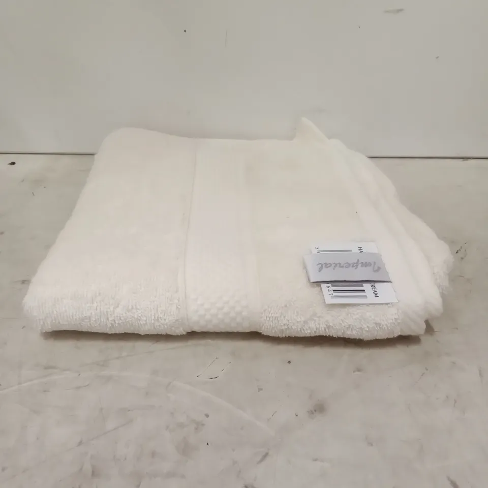 IMPERIAL MAGARET HAND TOWEL IN CREAM