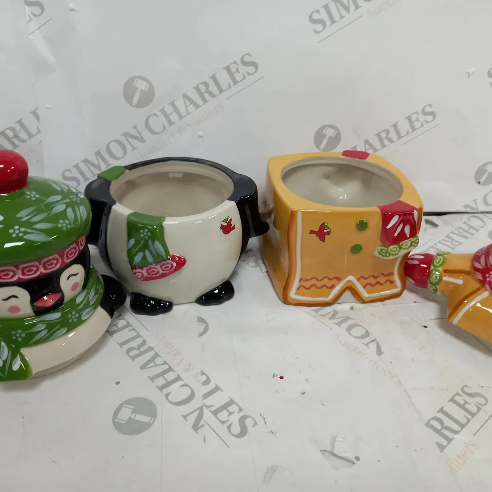 BOXED TEMP-TATIONS 180Z CHRISTMAS JAR GINGERBREAD & SNOWMAN