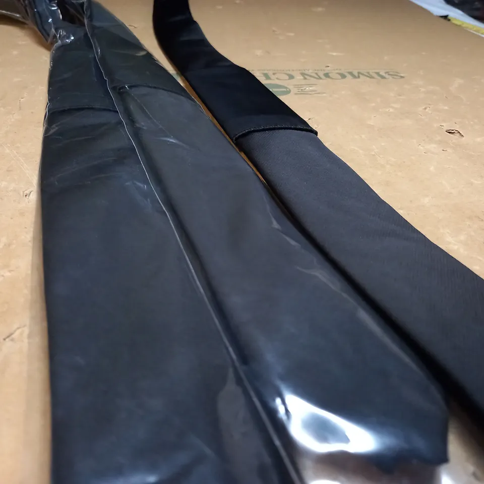 MOSES KUSHNER LOT OF 20 SLIM FIT BLACK TIES