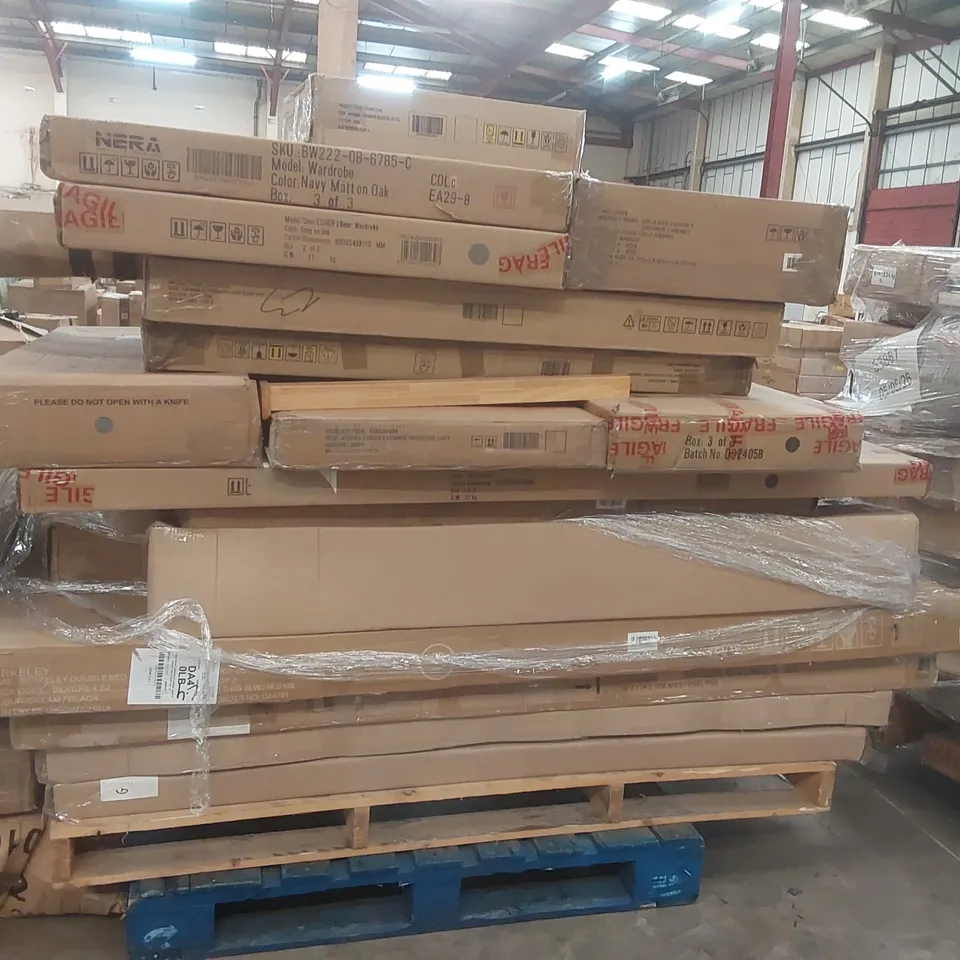PALLET CONTAINING A VERY LARGE QUANTITY OF ASSORTED FURNITURE PARTS INCLUDING: BED PARTS, WARDROBE PARTS DRESSING TABLE PARTS ECT