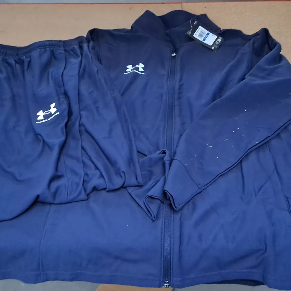 UNDER ARMOUR XL MENS CHALLENGER TRACKSUIT 