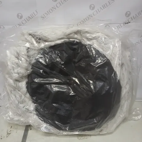 UNBRANDED DOG BED IN WHITE