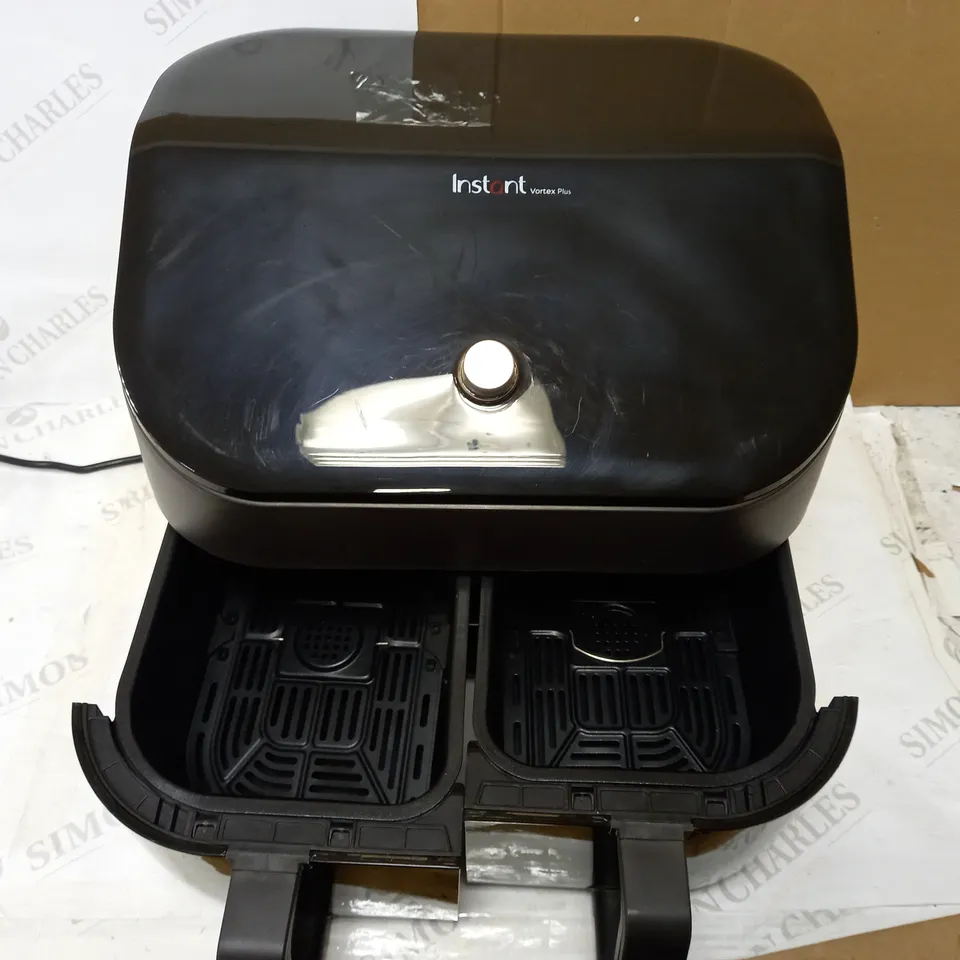 INSTANT VORTEX PLUS DUAL BASKET AIR FRYER