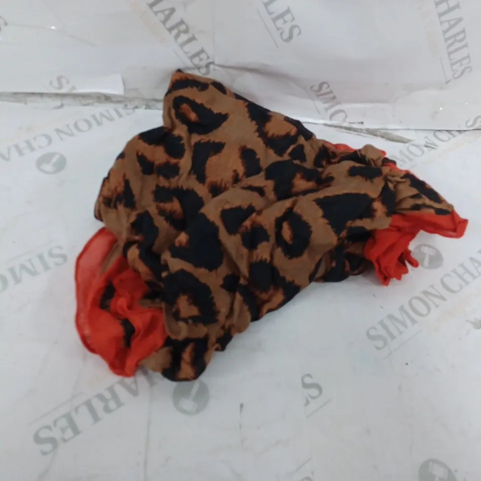 RUTH LANGSFORD PRINTED SCARF