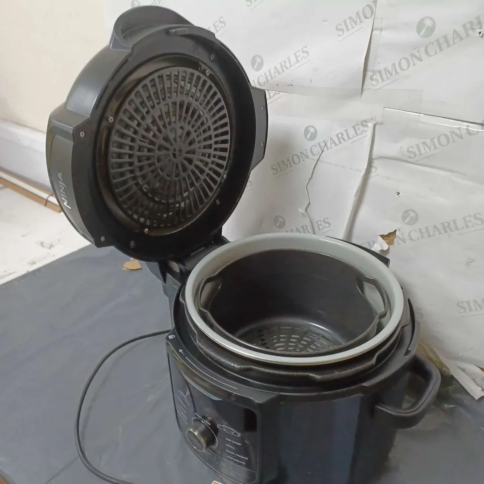 UNBOXED NINJA FOODI MULTI-COOKER 