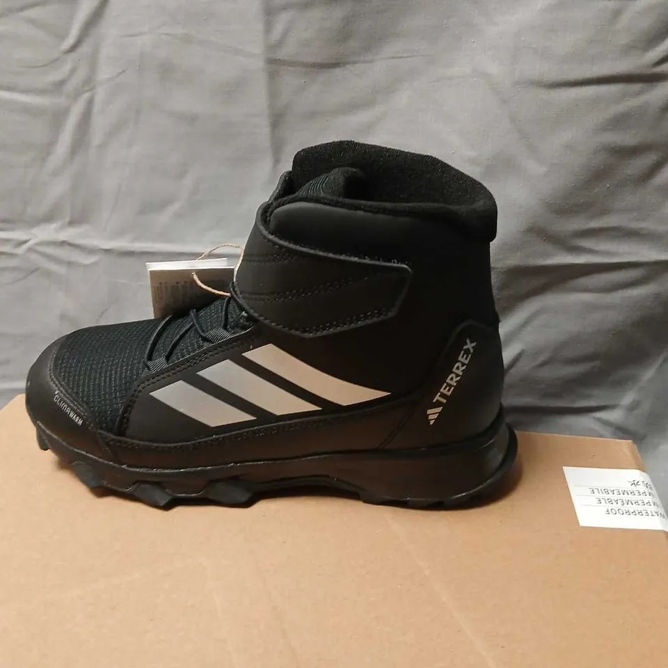 ADIDAS TERREX SNOW CW K KIDS HIKING BOOTS JR4188 – BLACK, WATERPROOF SIZE 2