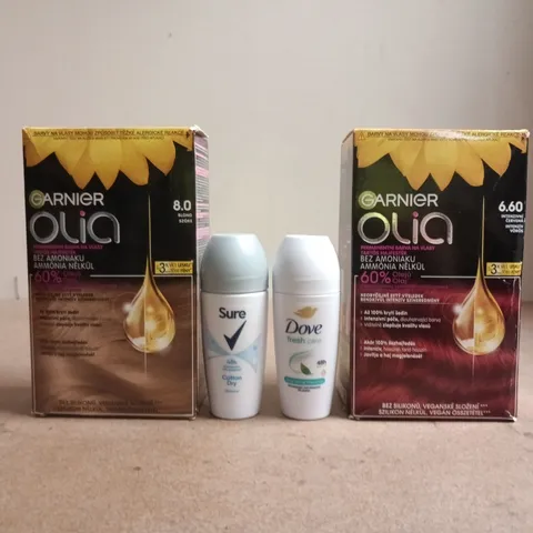 APPROXIMATELY 15 ASSORTED COSMETIC ITEMS INCLUDING VARIOUS MAKES AND BRANDS - COLLECTION ONLY