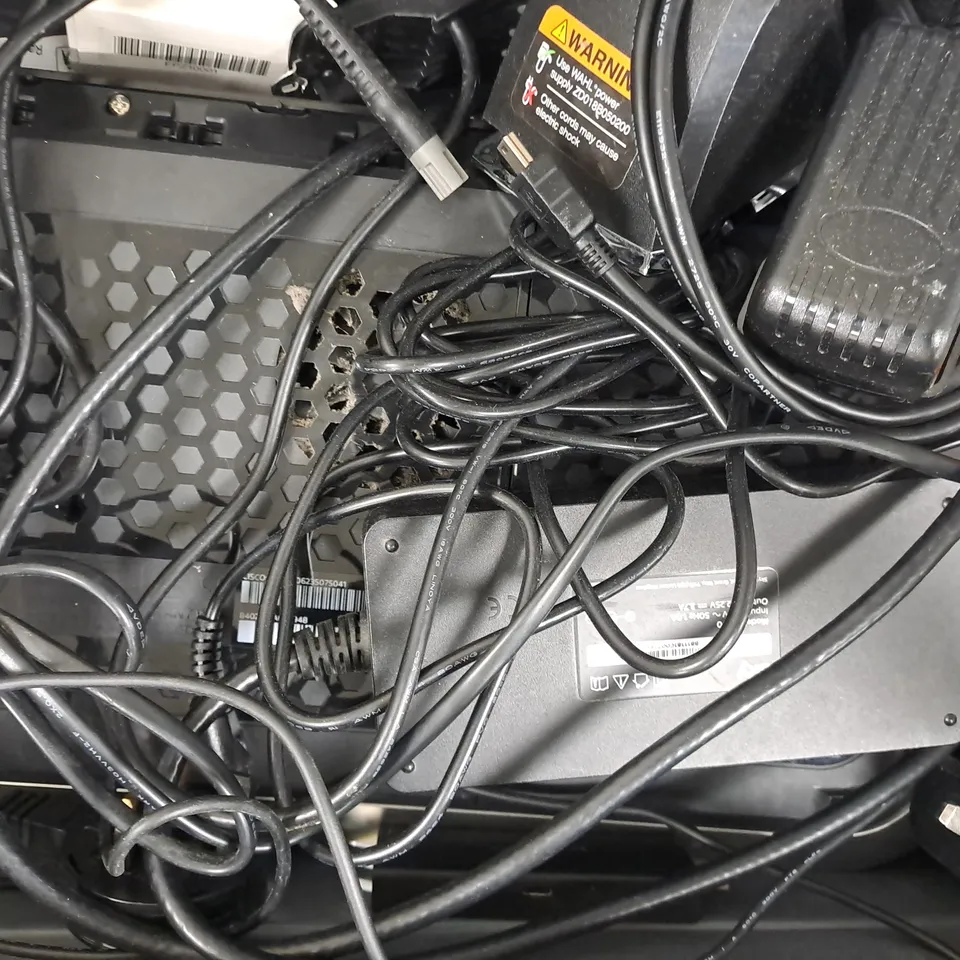 APPROXIMATELY 5 ASSORTED HOUSEHOLD ITEMS TO INCLUDE SKY WI-FI ROUTER, ETC