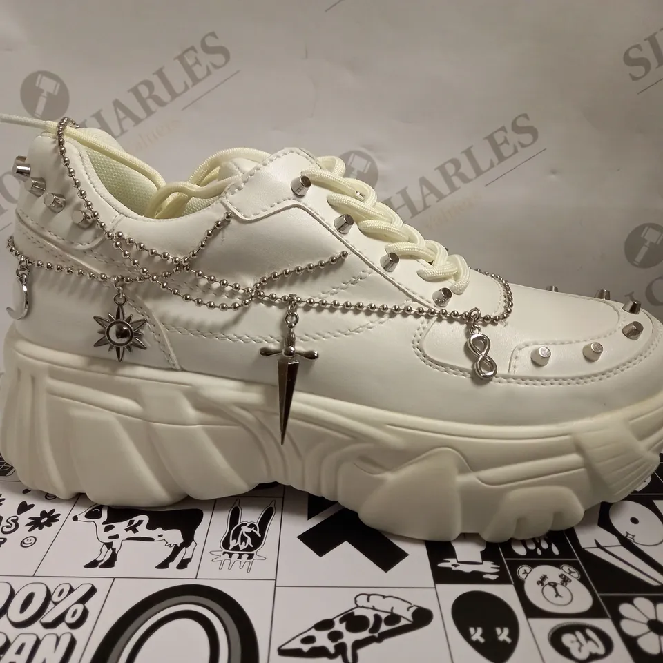 KOI VEGAN JINX WHITE MYSTIC CHARM TRAINERS - SIZE 7