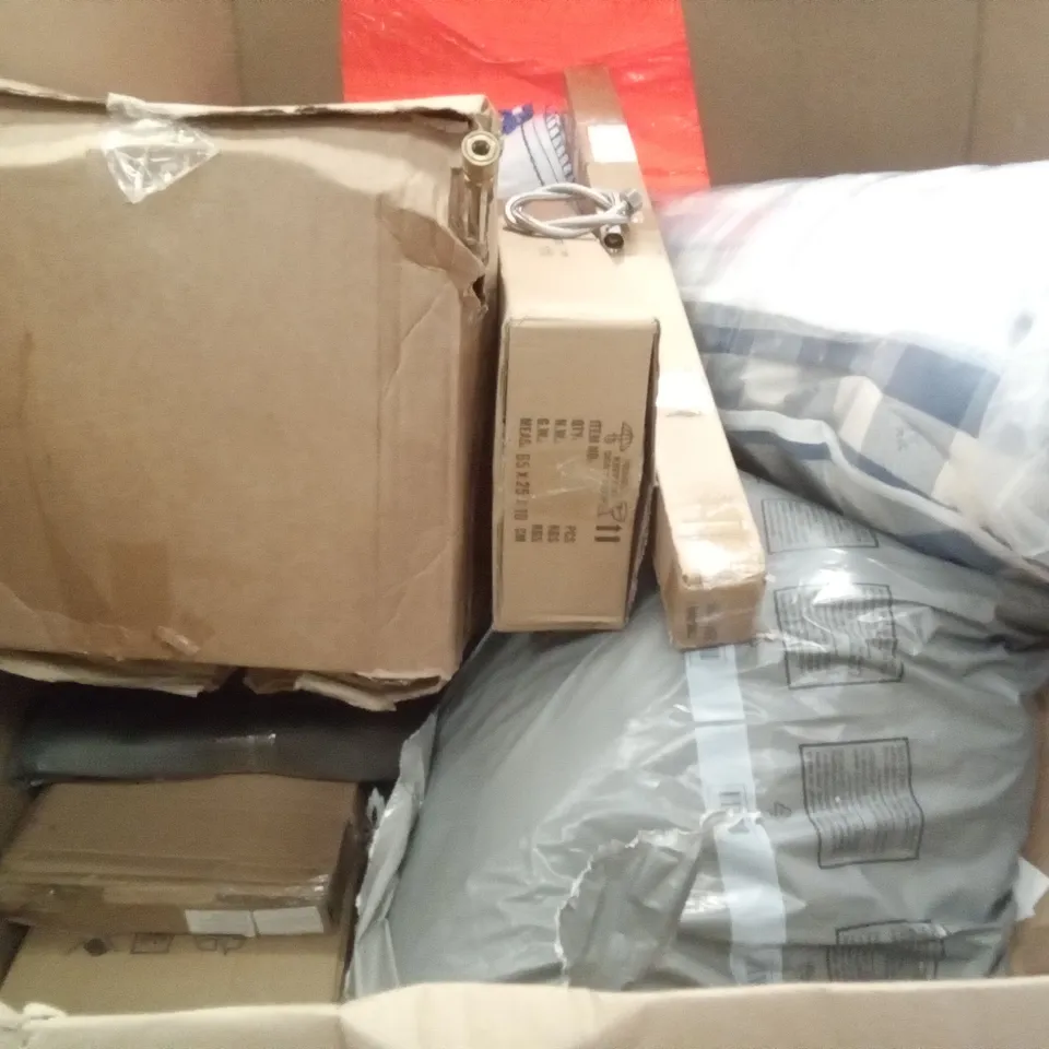 PALLET OF ASSORTED ITEMS INCLUDING CLOTHES RAIL, ARROWROOT LEAVES ARTIFICAL PLANT, CREEKWOOD BLENHEIM PLANTER POT, POP UP TENT, MOBILE TABLE