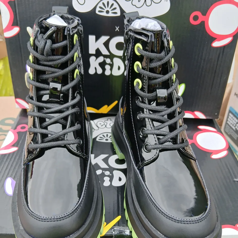TELETUBBIES X KOI TUBBYTRONIC KIDZ DIPSY HEAD BOOTS SIZE 10K