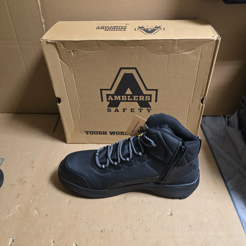 AMBLERS SAFETY BOOTS – BLACK - UK SIZE 10.5 