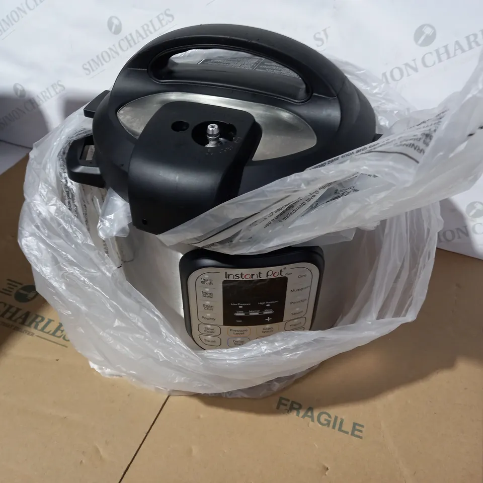 INSTANT POT DUO SMART PRESSURE COOKER