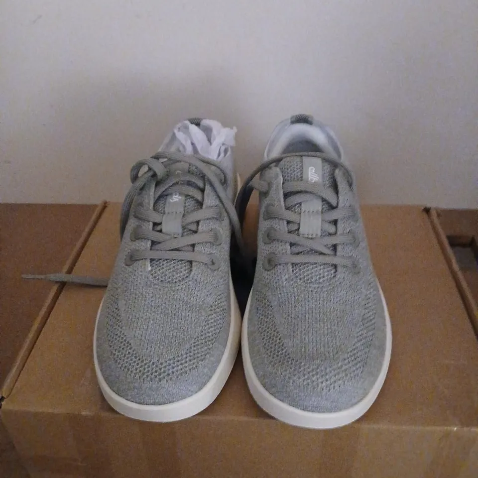 ALLBIRDS TREE RUNNER GO – WOMEN'S GREY KNIT SNEAKERS, UK 6.5 (US 9.5)