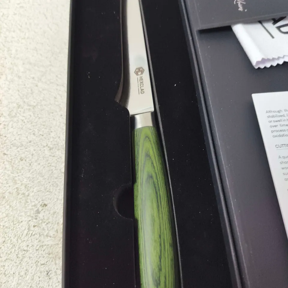HEXCLAD CUTLERY CHEF KNIFE WITH GREEN WOOD HANDLE – BOXED