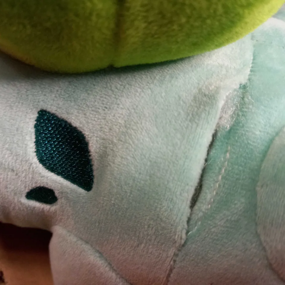LOT OF APPROX 4 PLUSH POKEMON TOYS