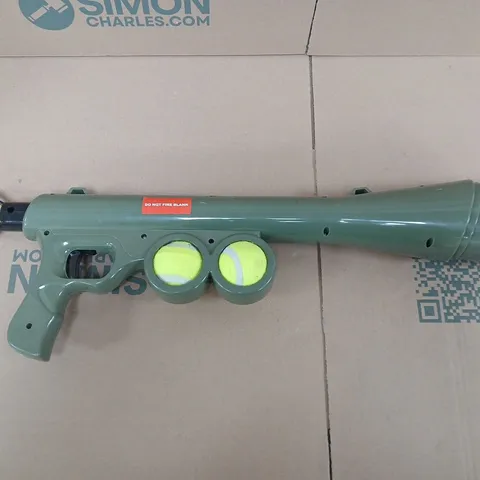 PET TENNIS BALL BAZOOKA WITH 2 TENNIS BALLS  - UNBOXED