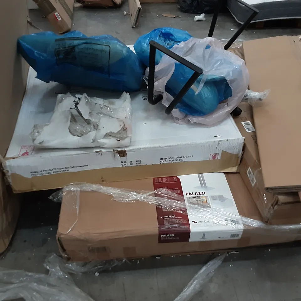 PALLET CONTAINING BOXED FURNITURE , INCLUDING A TABLE BAR , CHEST OF DRAWERS , FURNITURE LEGS
