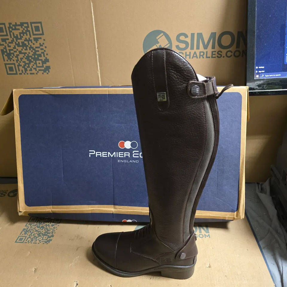 PREMIER EQUINE BROWN LEATHER RIDING BOOT – TALL EQUESTRIAN BOOT - UK SIZE 6 