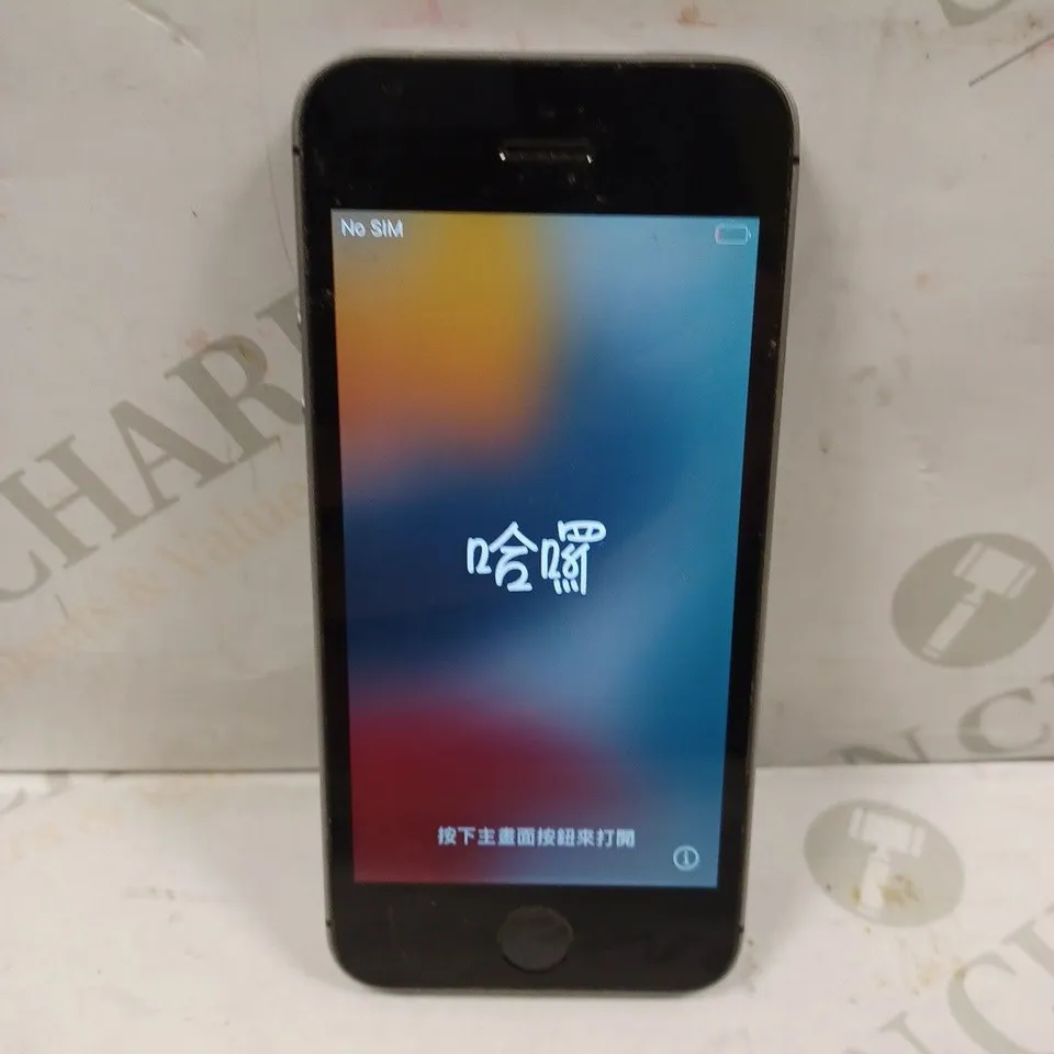 APPLE IPHONE SE SMARTPHONE 