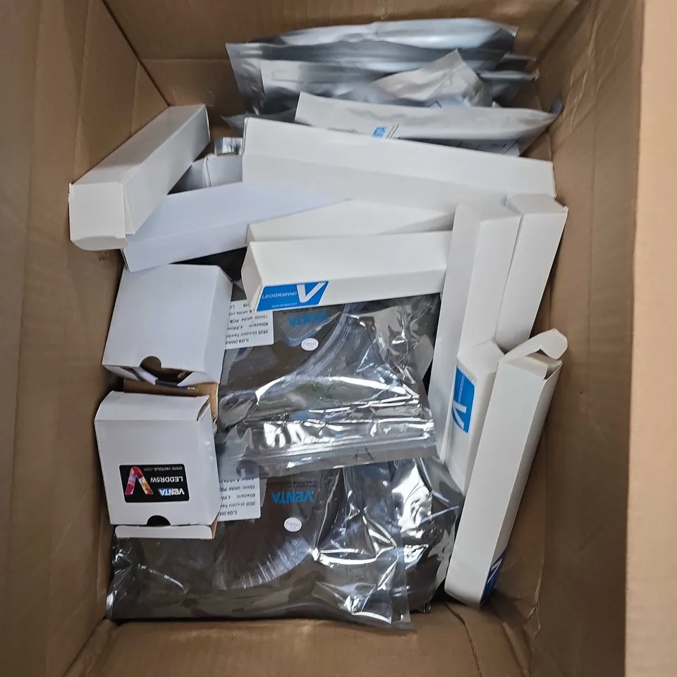 APPROXIMATELY 25 ASSORTED ELECTRICAL PRODUCTS TO INCLUDE LED LIGHT STRIPS, LED POWER MODULES & LED DRIVERS 