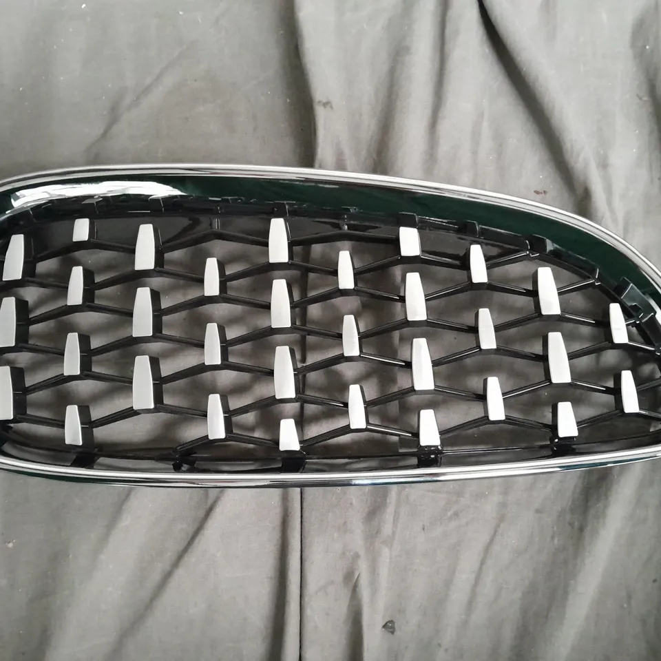 BMW E-90-E91- 2009-11 GRILL 