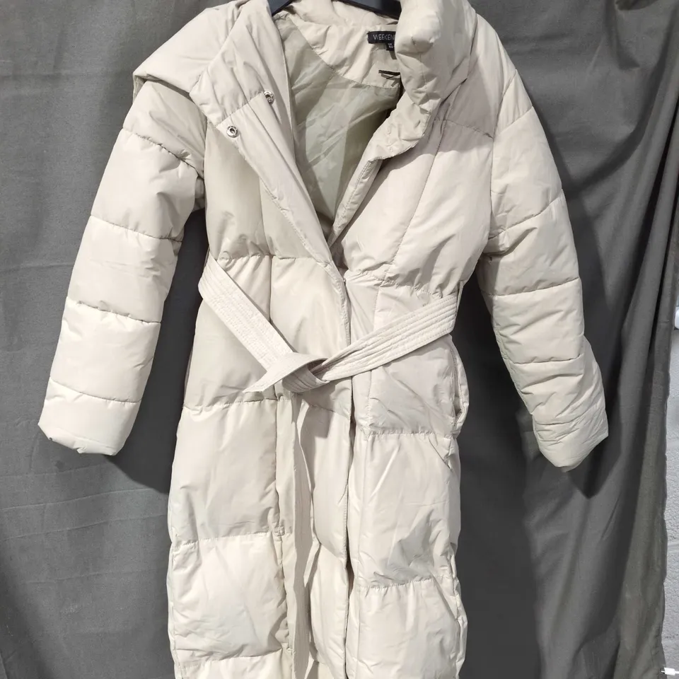 WEEKEND VIBES BEIGE PUFFER COAT, BELTED - SIZE UK 8 