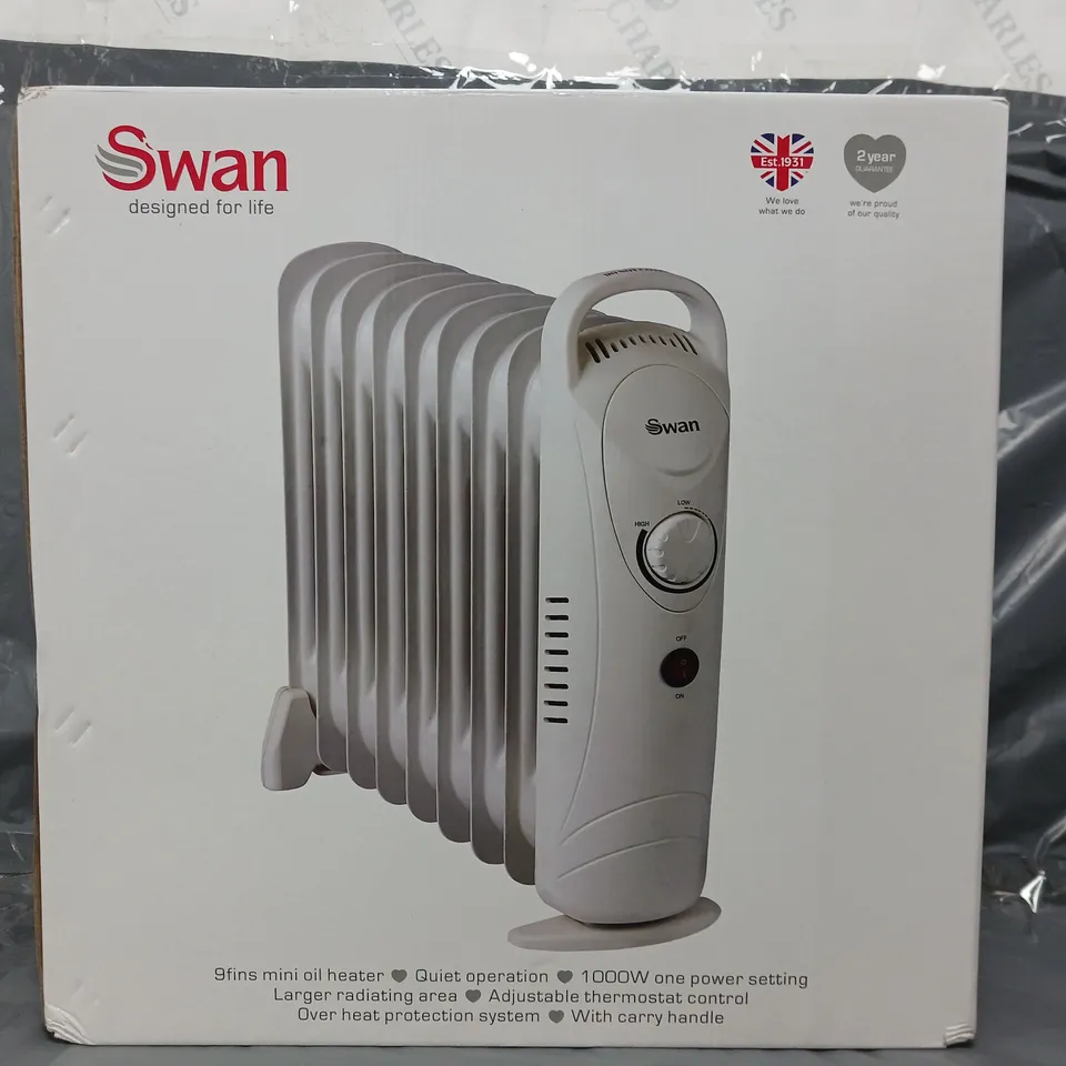 BOXED SWAN 1000W MINI OIL HEATER - WHITE - COLLECTION ONLY  RRP £29