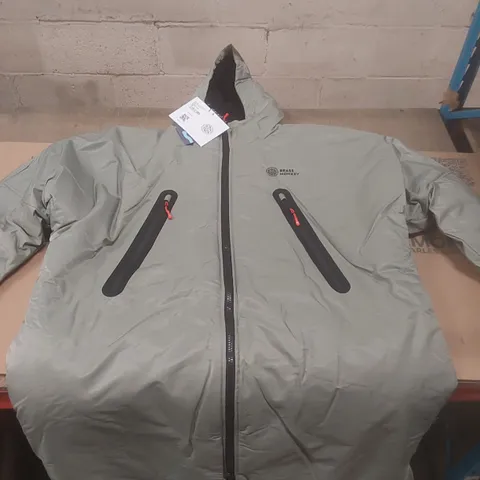 BRAND NEW BAGGED BRASS MONKEY DIP COAT SAGE DESIGN - SIZE L