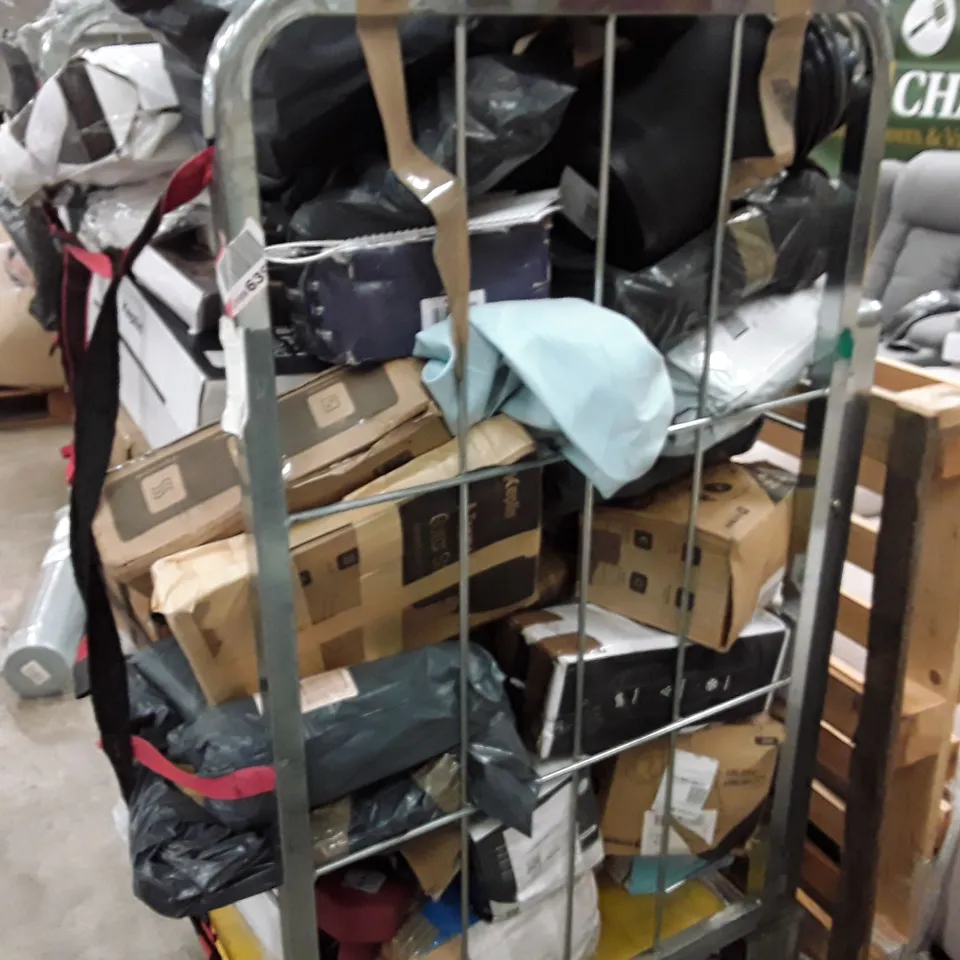 CAGE TO CONTAIN AN ASSORTMENT OF HOUSEHOLD ITEMS TO INCLUDE PET BED, ELECTRIC HEATERS, TRASH CANS AND HEATED BLANKETS ECT 