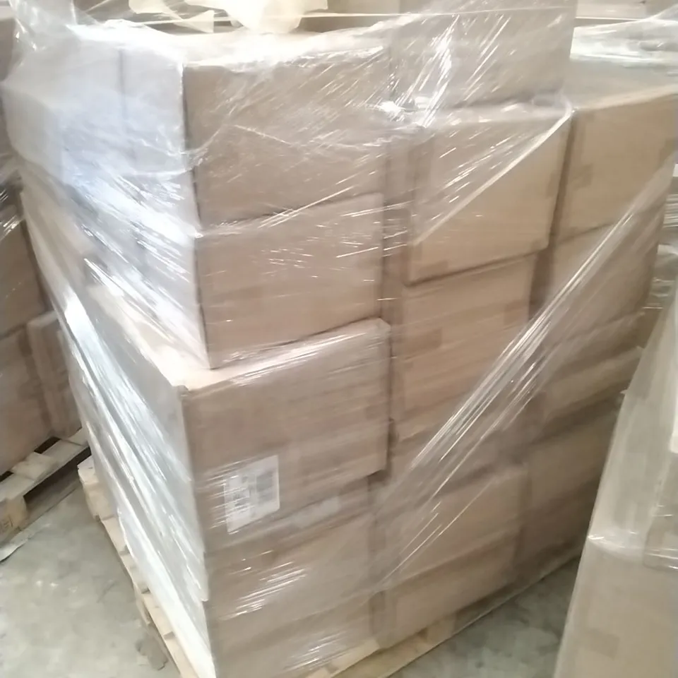 A PALLET CONTAINING APPROXIMATELY 60 ASSORTED LIGHTS WHICH INCLUDE; TABLE LAMP GREY SHADE, TABLE LAMP WHITE SHADE ETC 