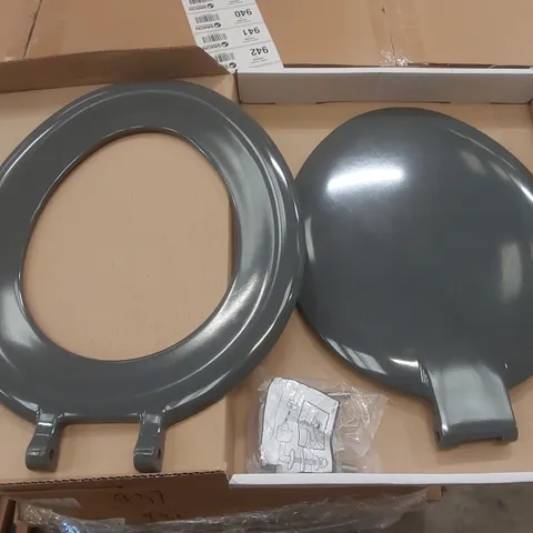 BRAND NEW BOXED LECICO RING TOILET SEAT WITH LID - BASALT GREY