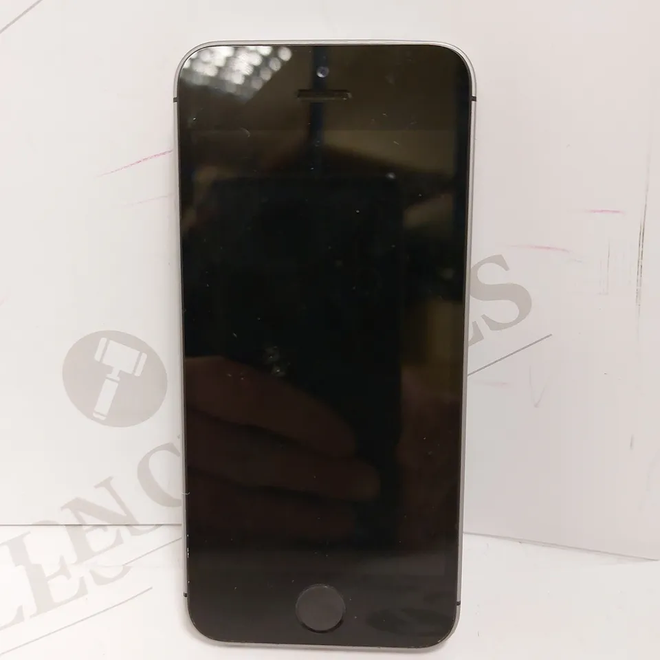 APPLE IPHONE SE (1ST GENERATION) A1723 
