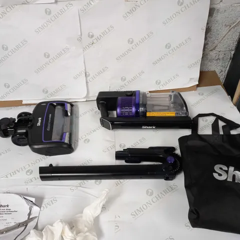 SHARK CORDLESS STICK VACUUM IZ390UKTQ