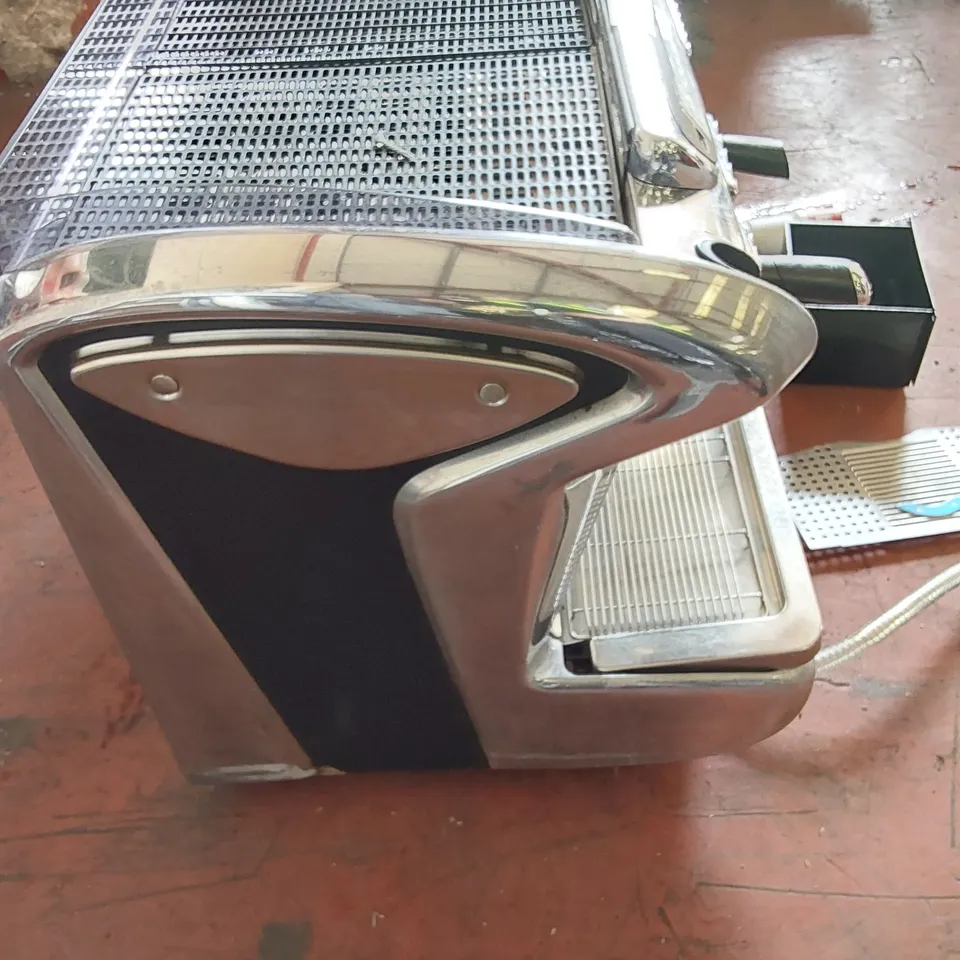 FAEMA EMBLEMA 2 GROUP ESPRESSO MACHINE