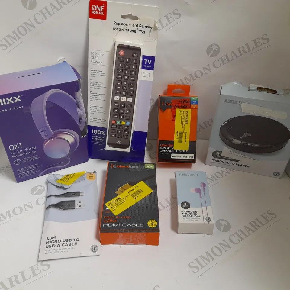 BOX OF APPROX 15 ITEMS TO INCLUDE BLACKWEB HDMI CABLE, ASDA TECH USB-A CABLE AND ASDA TECH PERSONAL CD PLAYER