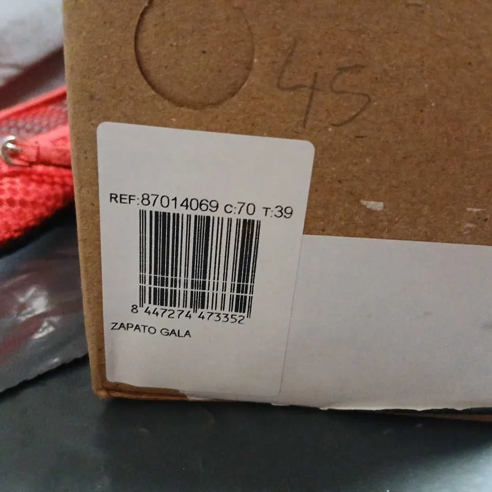 MNG RED MESH BALLET FLAT WITH STRAP – UK 6 (EU 39) WOMEN'S GALA SHOE