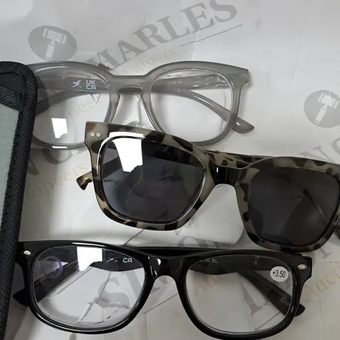 1 PAIR OF SUNGLASSES AND 2 PAIRS OF READING GLASSES GREY MIX