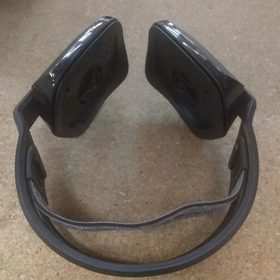 LOGITECH G733 LIGHTSPEED WIRELESS GAMING HEADSET