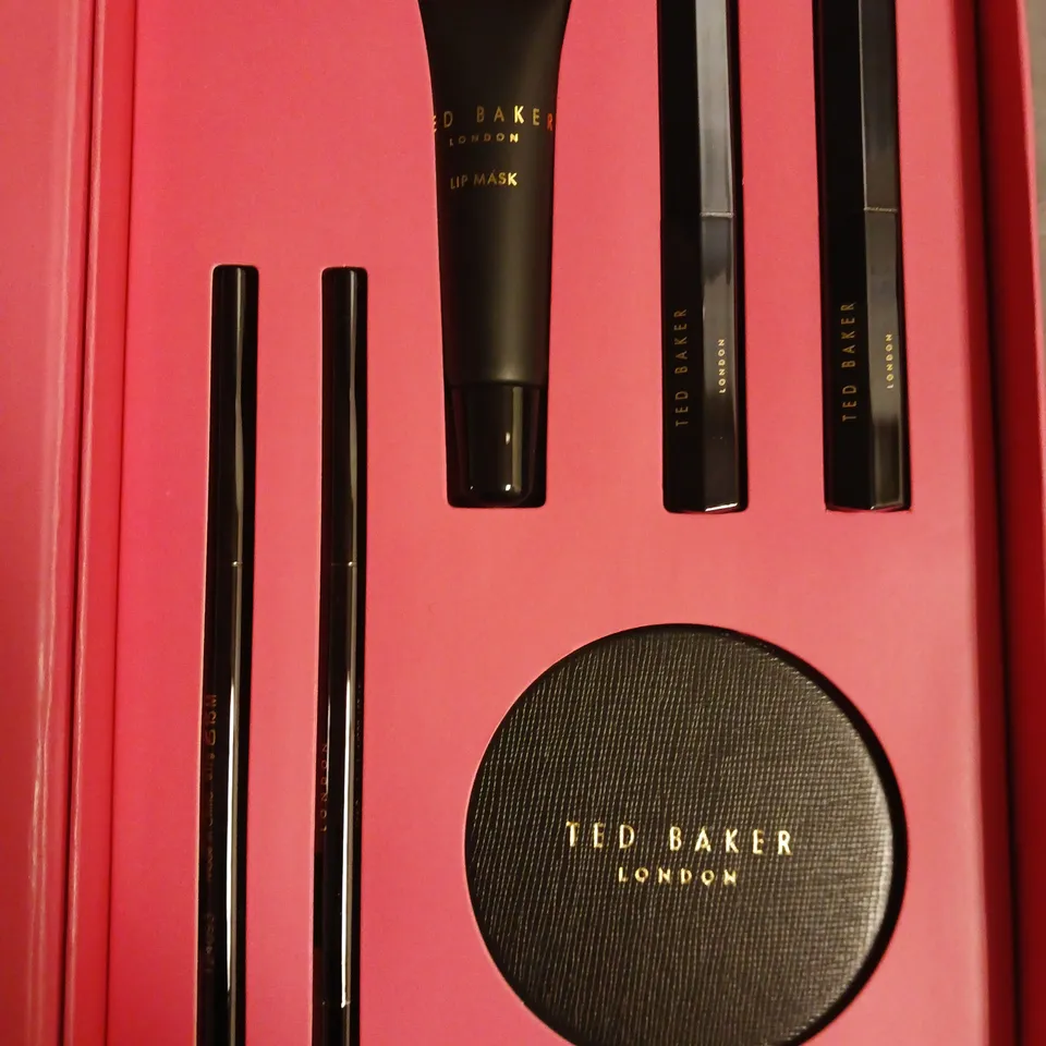 BOXED TED BAKER LIP COLLECTION SET