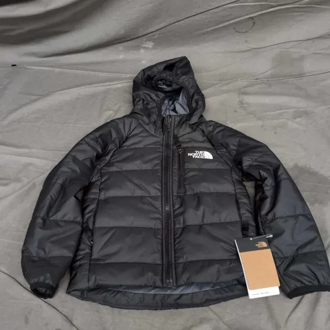THE NORTH FACE GIRLS' REVERSIBLE JACKET - BLACK, XS (KIDS SIZE 6)