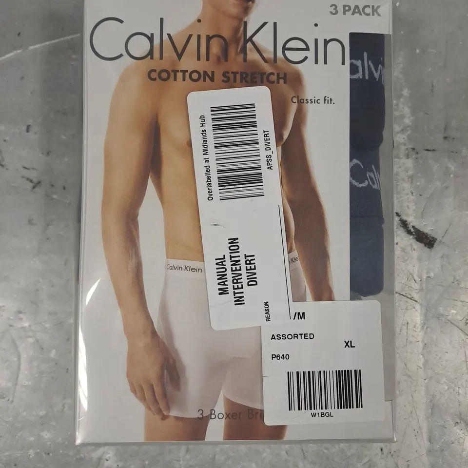 CALVIN KLEIN COTTON STRETCH CLASSIC FIT BOXER BRIEFS IN ASSORTED COLOURS (3 PAIRS) SIZE XL