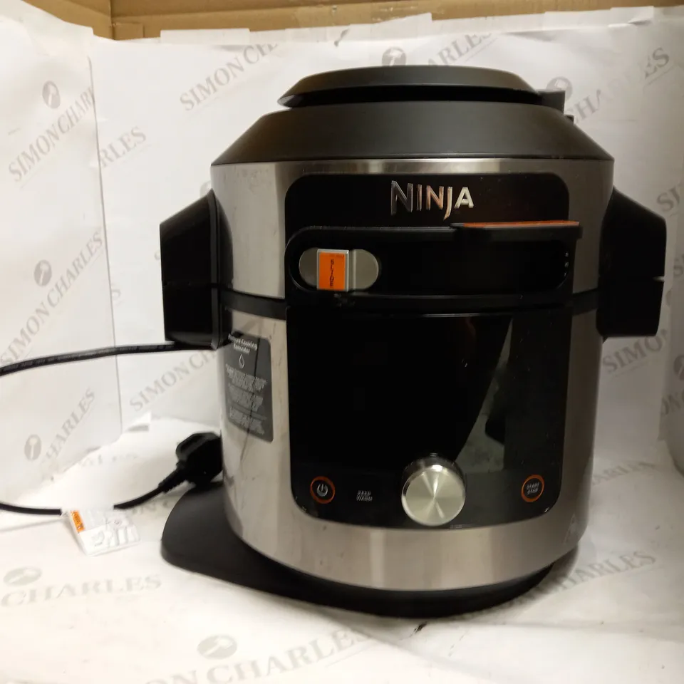 NINJA FOODI MAX 15-IN-1 SMARTLID MULTI-COOKER