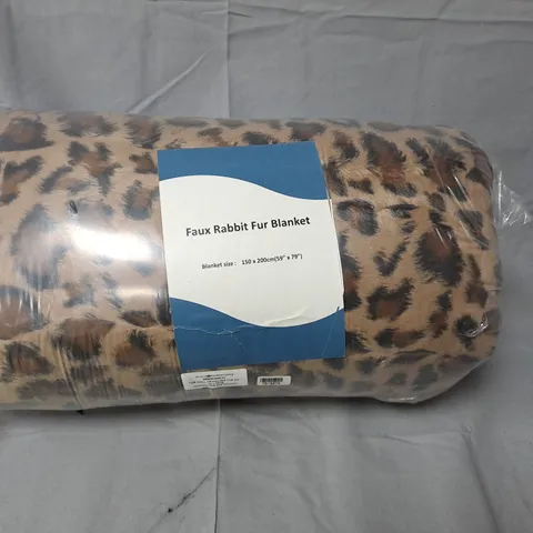 FAUX RABBIT FUR LEOPARD PRINT BLANKET - SIZE 150CM X 200CM