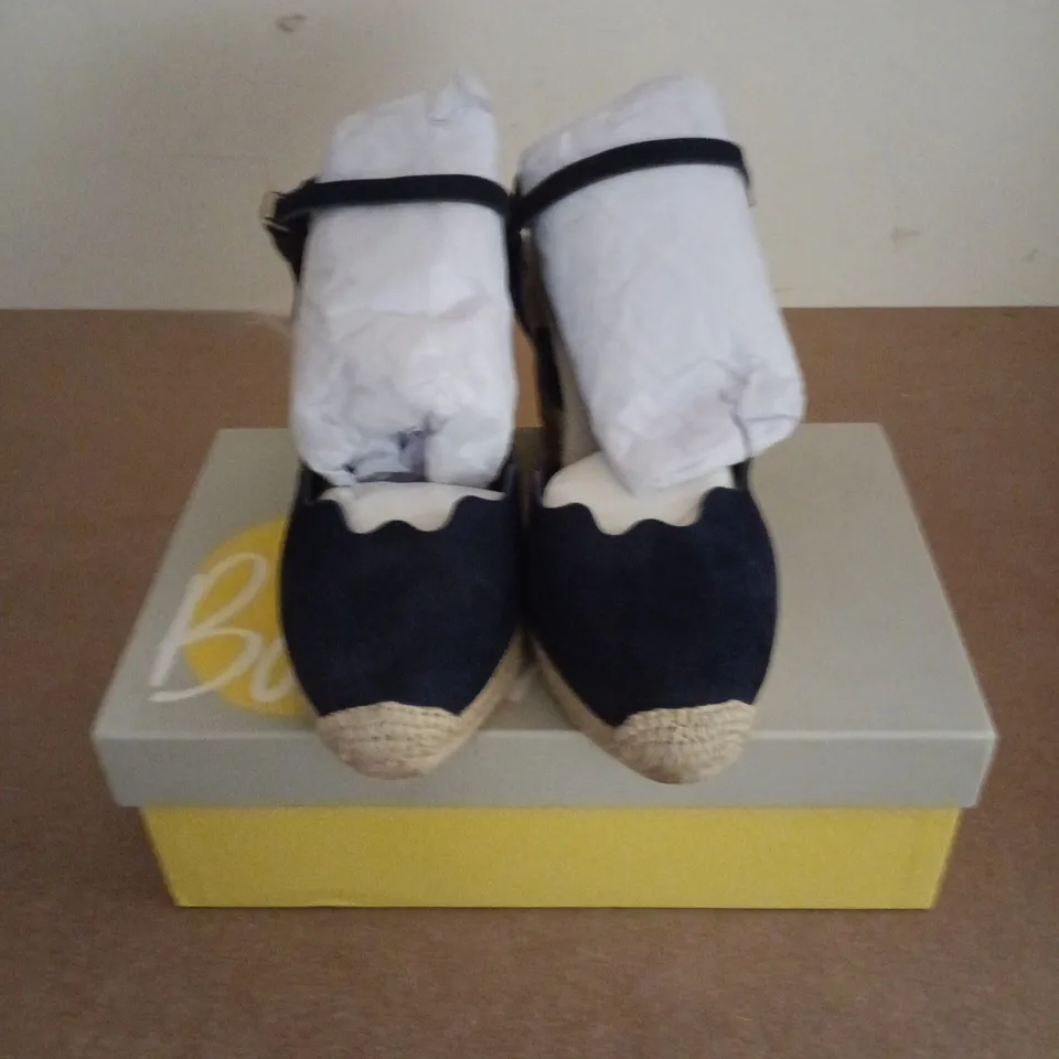 BOXED PAIR OF BODEN STRAP SHOES IN BLUE - SIZE 39