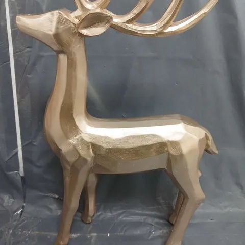 GOLDEN STAG ORNAMENT 